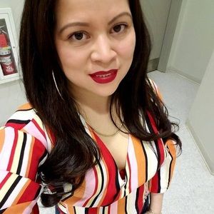 Meet your Posher, Denise